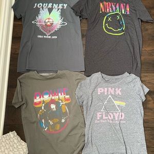 graphic tee bundle all sizes are large